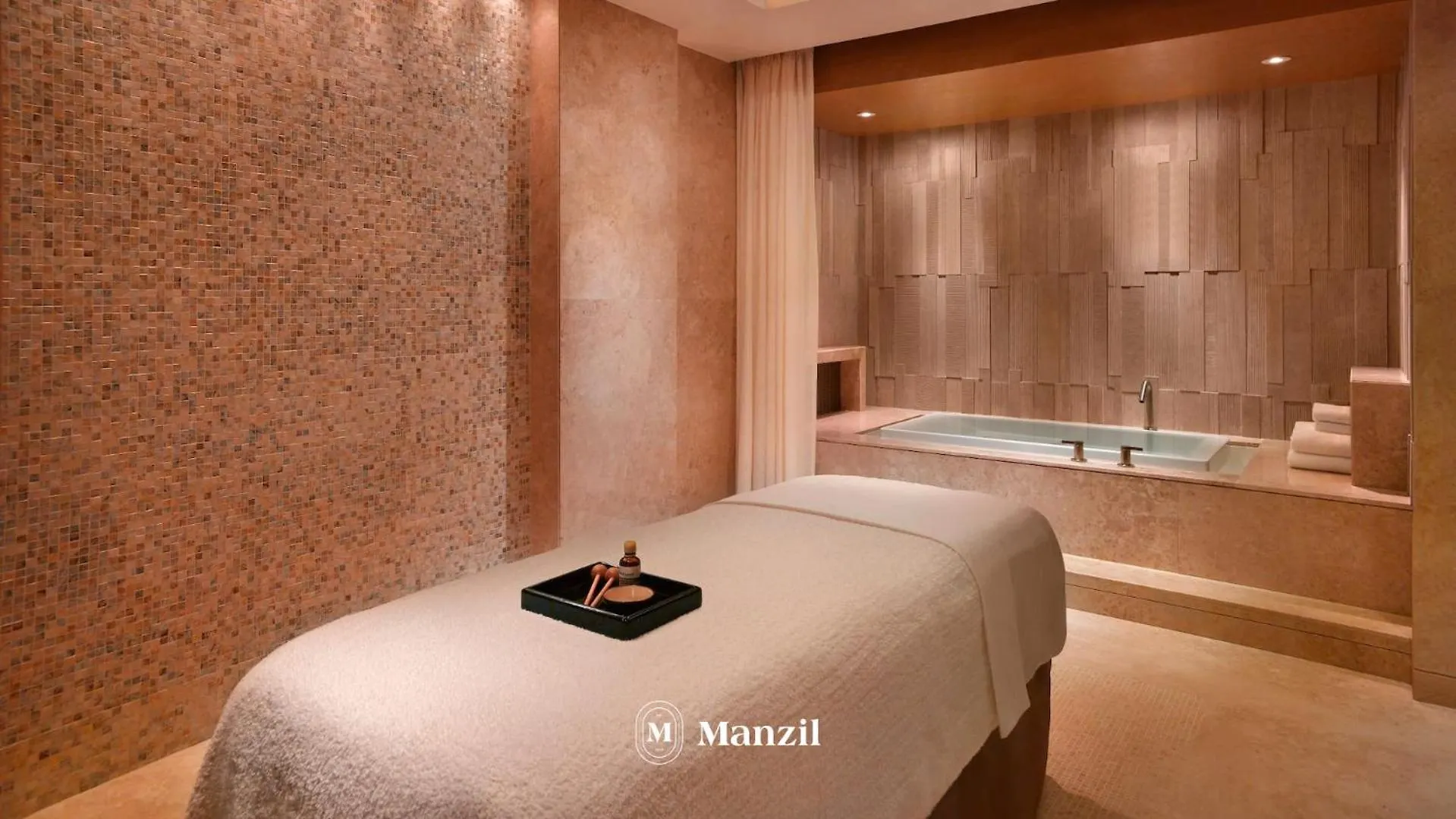 Luxury Studios & Apartments In Dubai Creek Heights, Near Wafi Mall & Dubai Frame