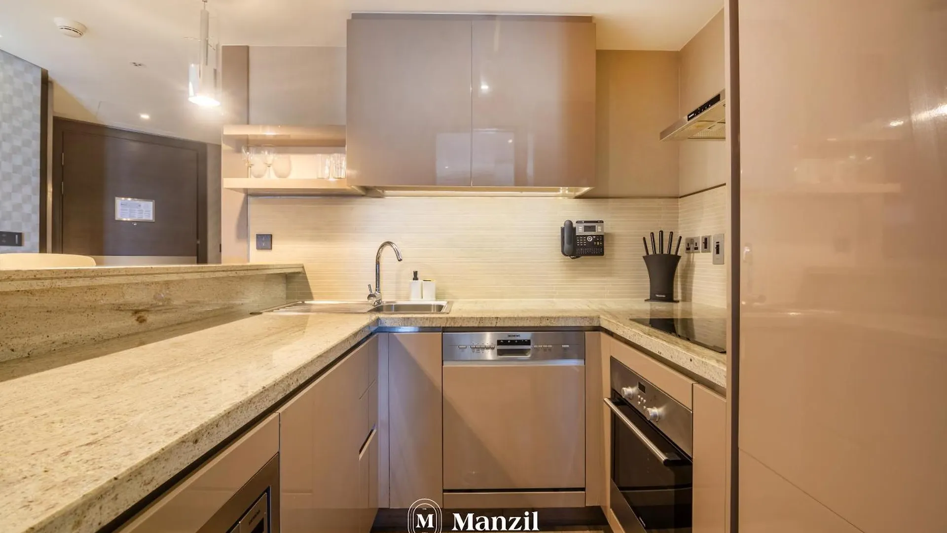 Luxury Studios & Apartments In Dubai Creek Heights, Near Wafi Mall & Dubai Frame