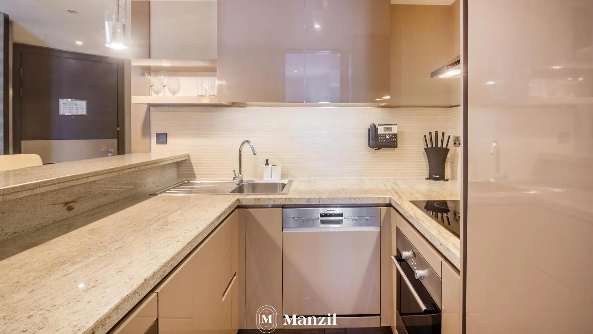 Luxury Studios & Apartments In Dubai Creek Heights, Near Wafi Mall & Dubai Frame 0*,  Egyesült Arab Emírségek