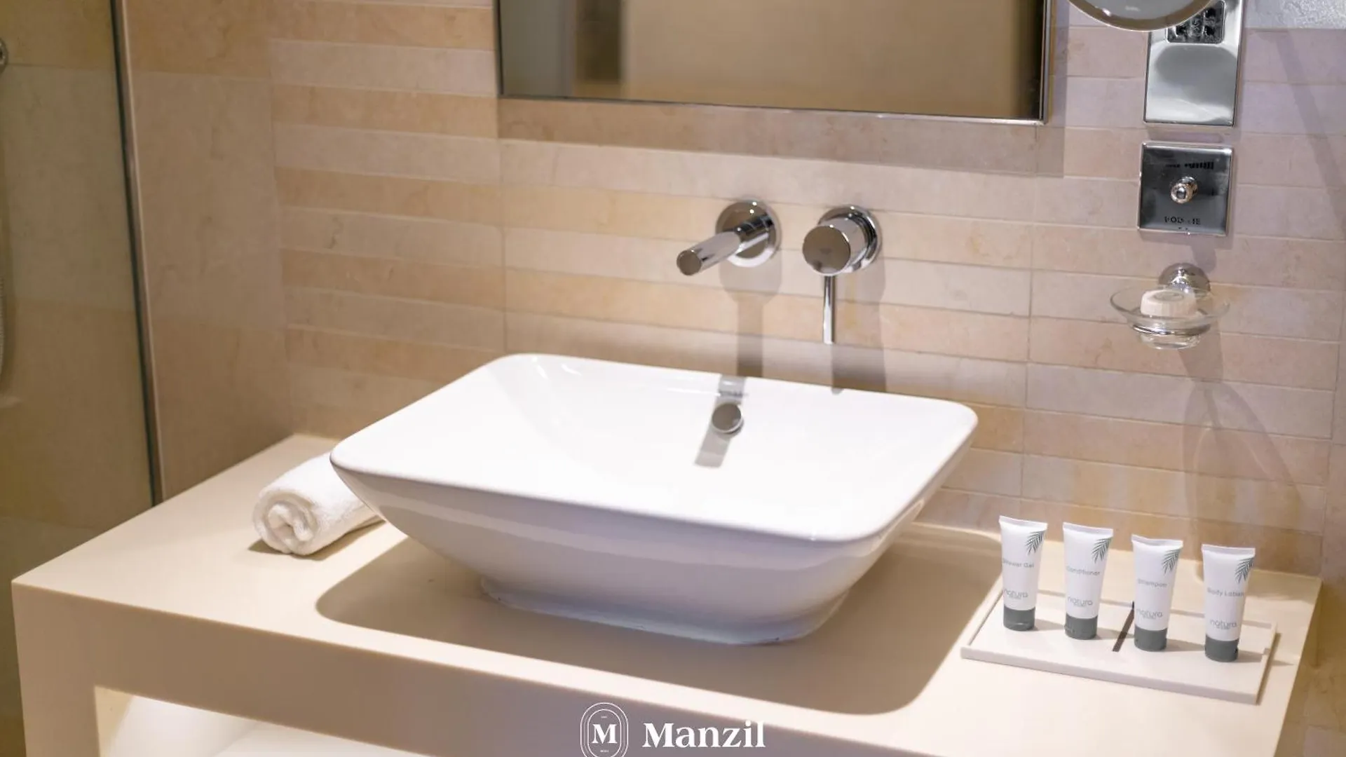 Luxury Studios & Apartments In Dubai Creek Heights, Near Wafi Mall & Dubai Frame